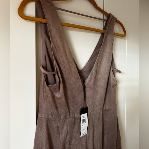 Faux suede BCBG dress - Picture 5 of 7